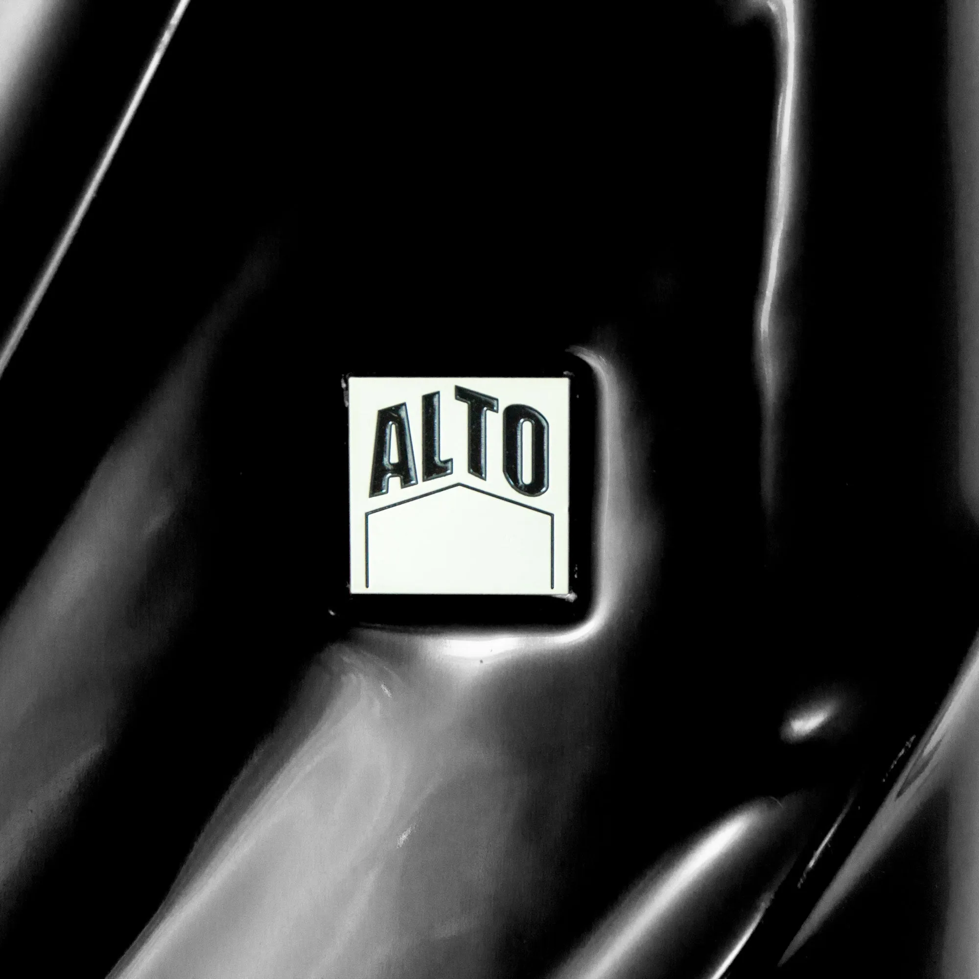 Alto Global ABS Suitcase - Black