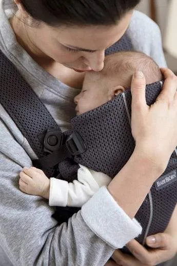 Baby Bjorn Carrier Mini