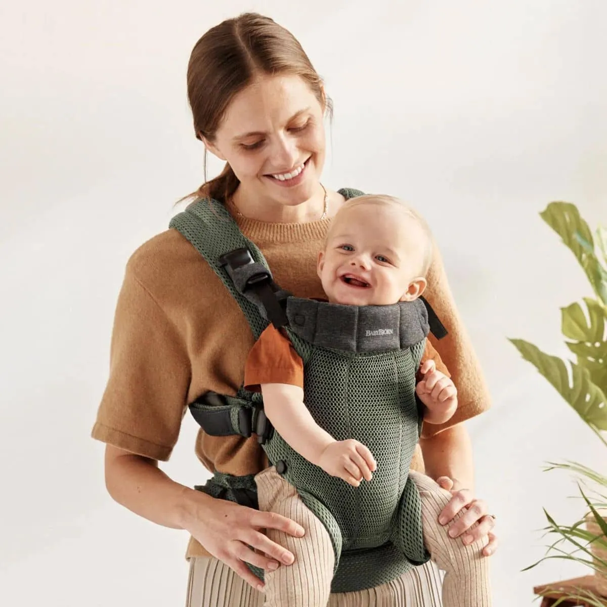 BabyBjorn Baby Carrier Harmony - Dark Green 3D Mesh