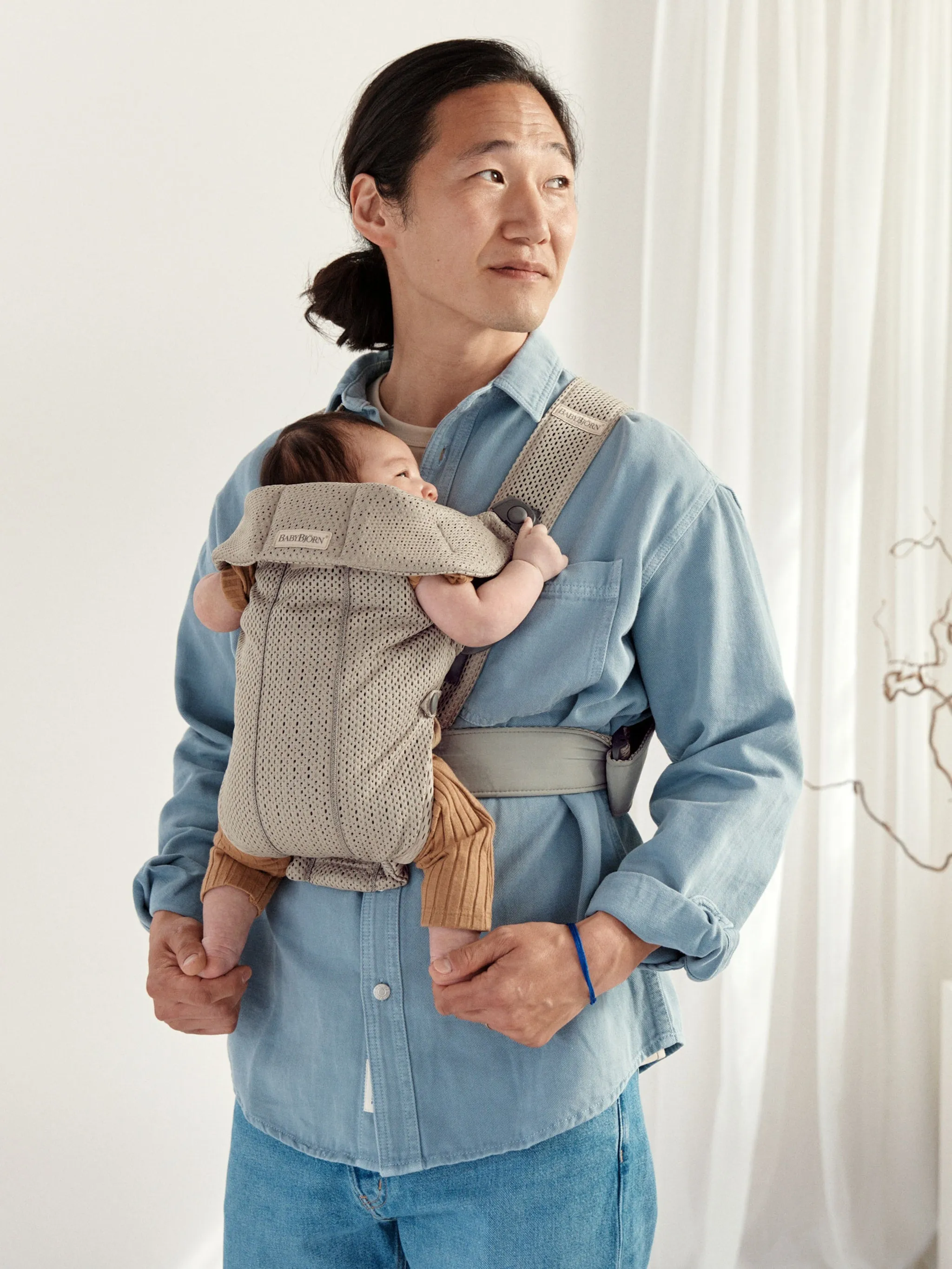 BabyBjorn Draagzak Mini 3D Mesh Grijs Beige