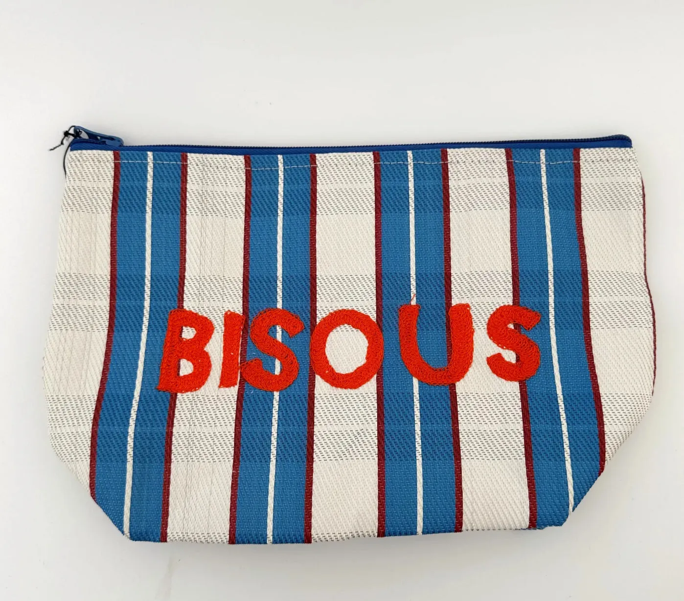 Bisous Recycled Pouch