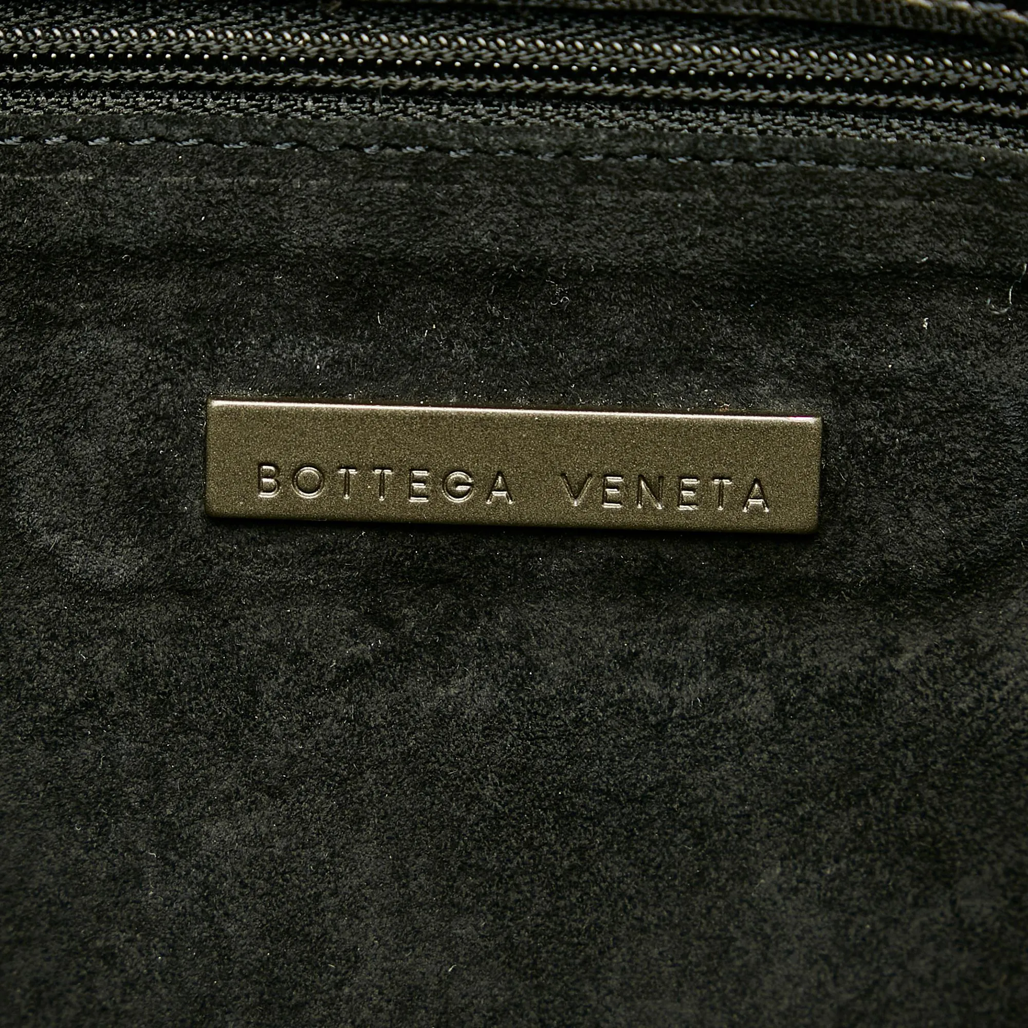 Bottega Veneta Intrecciato Leather Handbag (SHG-28140)