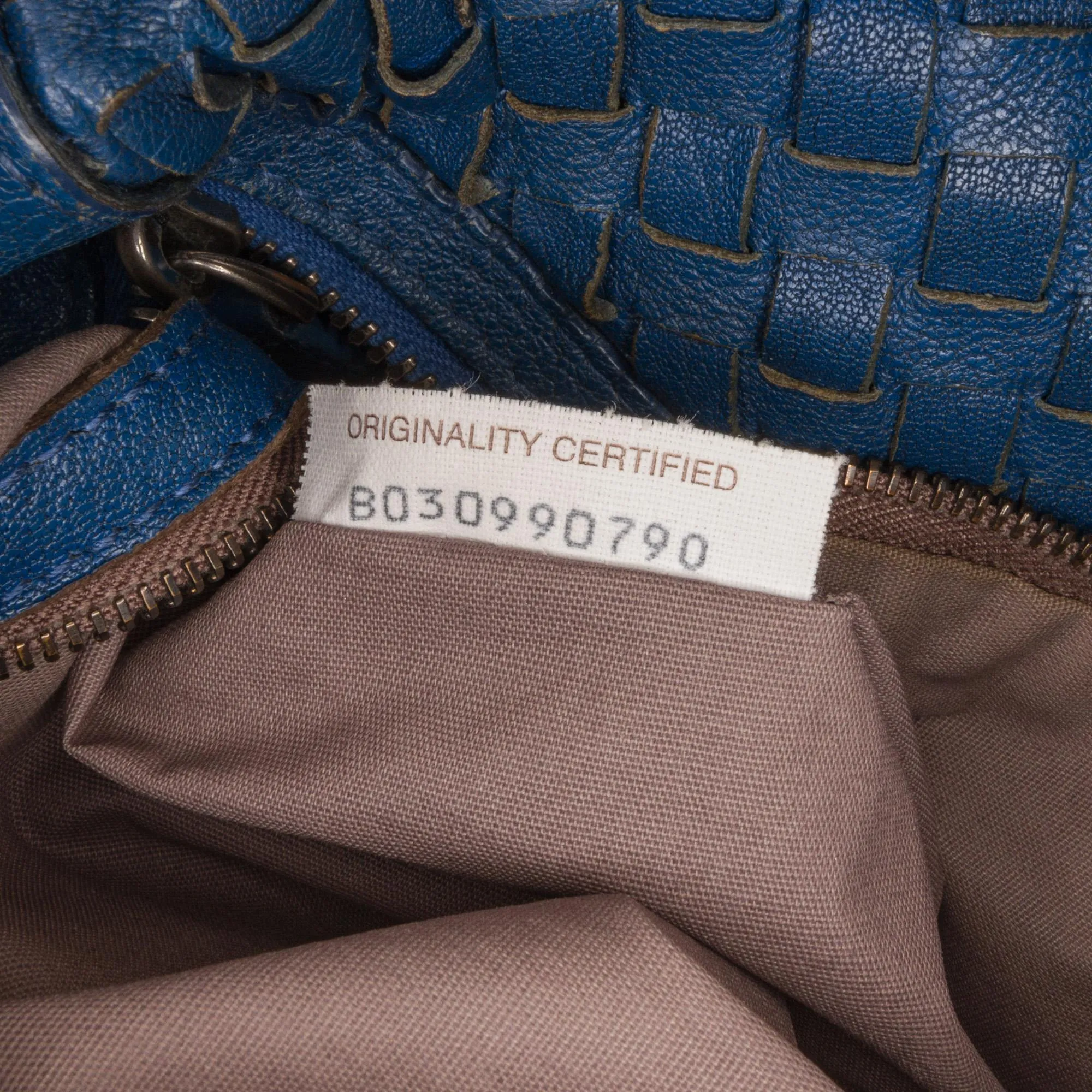 Bottega Veneta Intrecciato Shoulder Bag (SHG-bgC8Es)