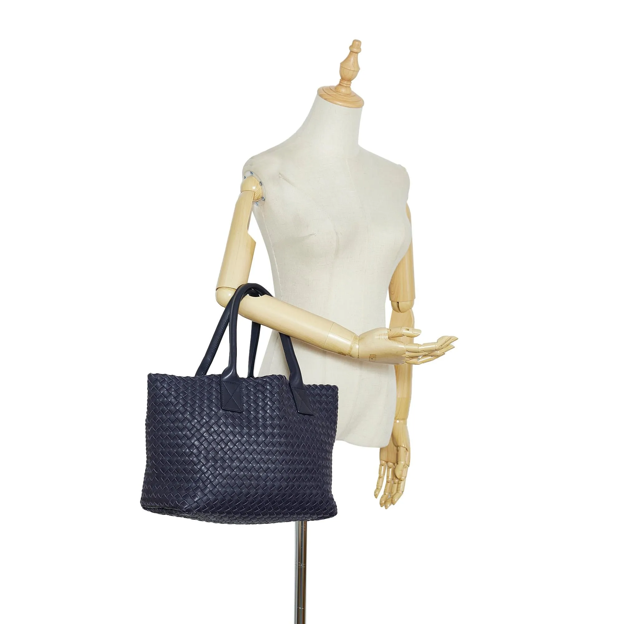 Bottega Veneta Medium Intrecciato Cabat Tote (SHG-YTALj1)