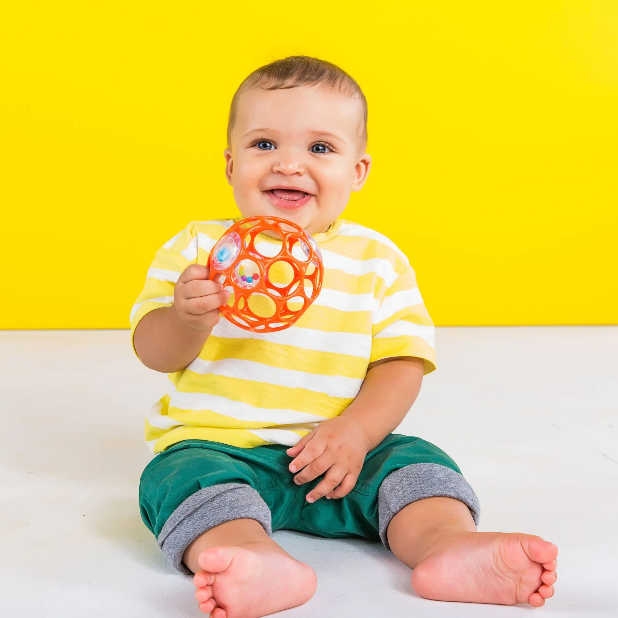 BRIGHT STARTS OBALL RATTLE BALL ASSORTED STYLES