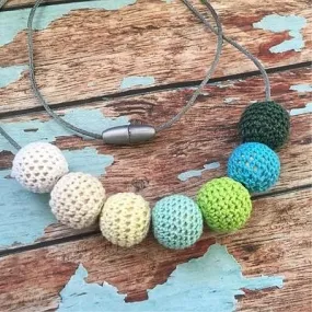 Crochet Bead Nursing Necklace - Blue/Green