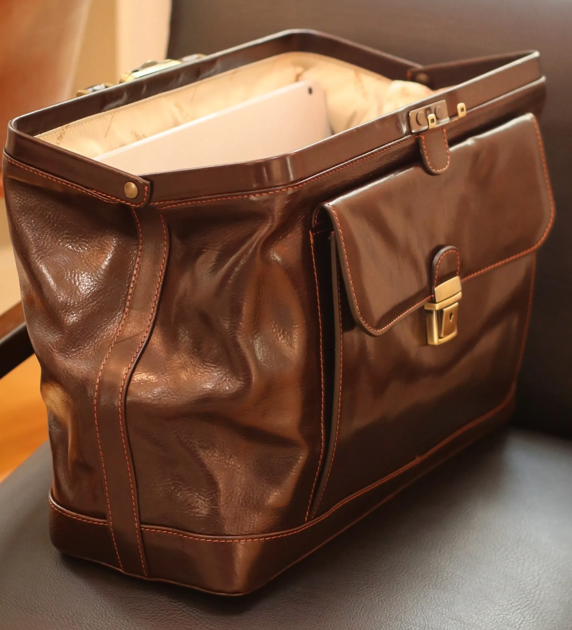 Large Italian Leather Doctor Bag for Women - Hamlet