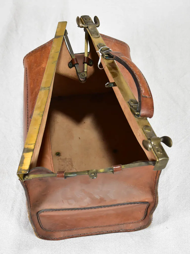 Late 19th century French leather doctor's bag