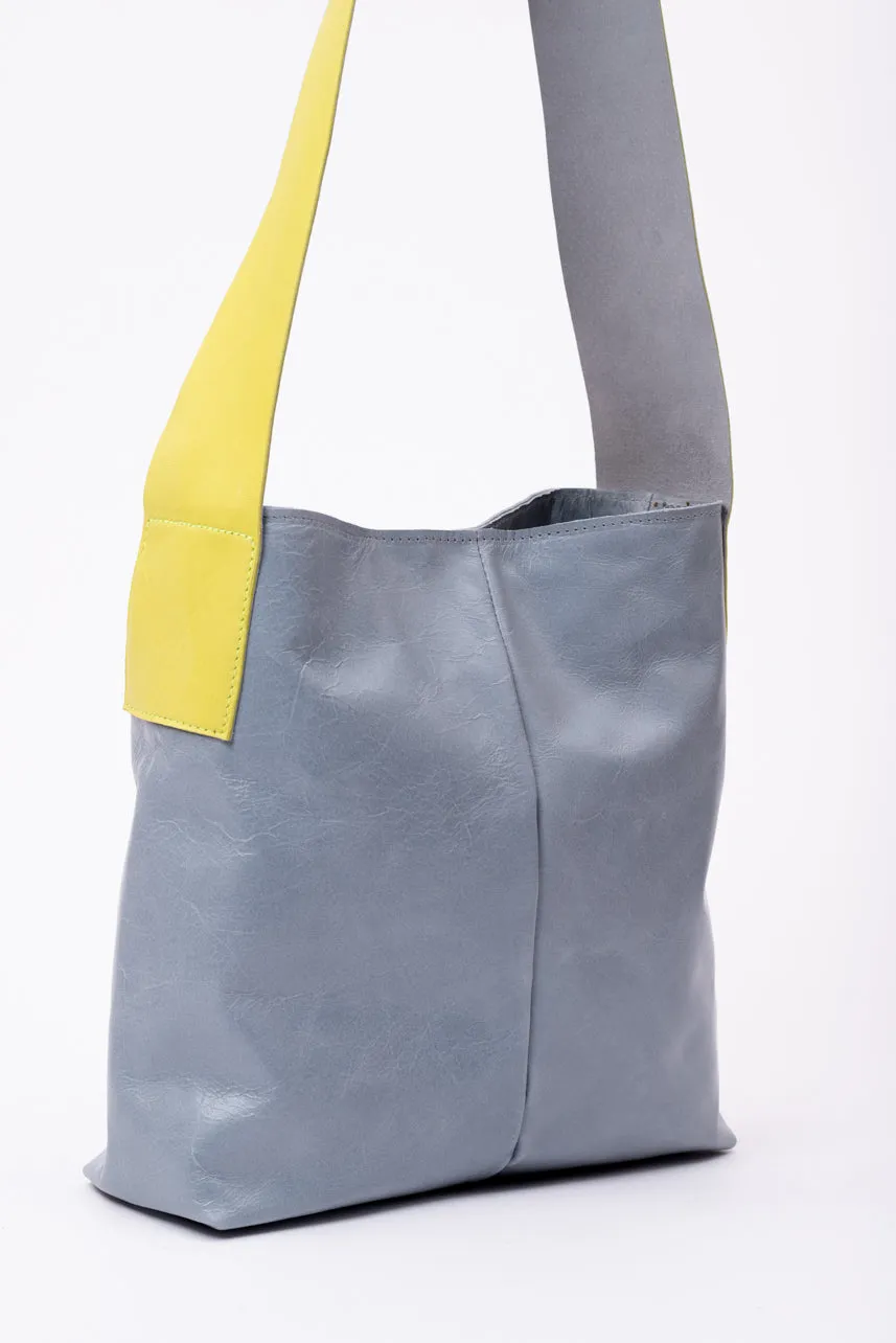 Leather tote bag QUADRATO model