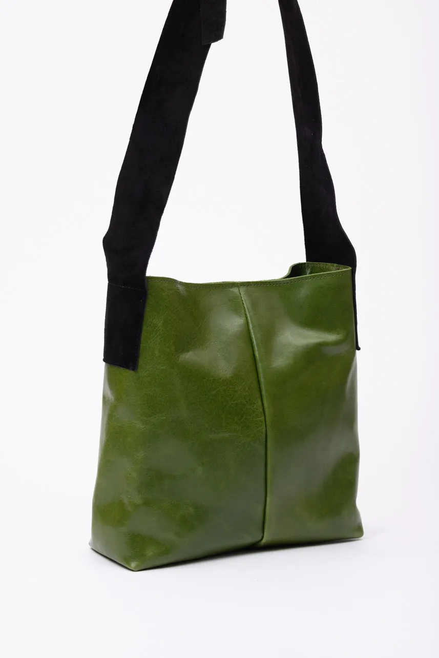 Leather tote bag QUADRATO model