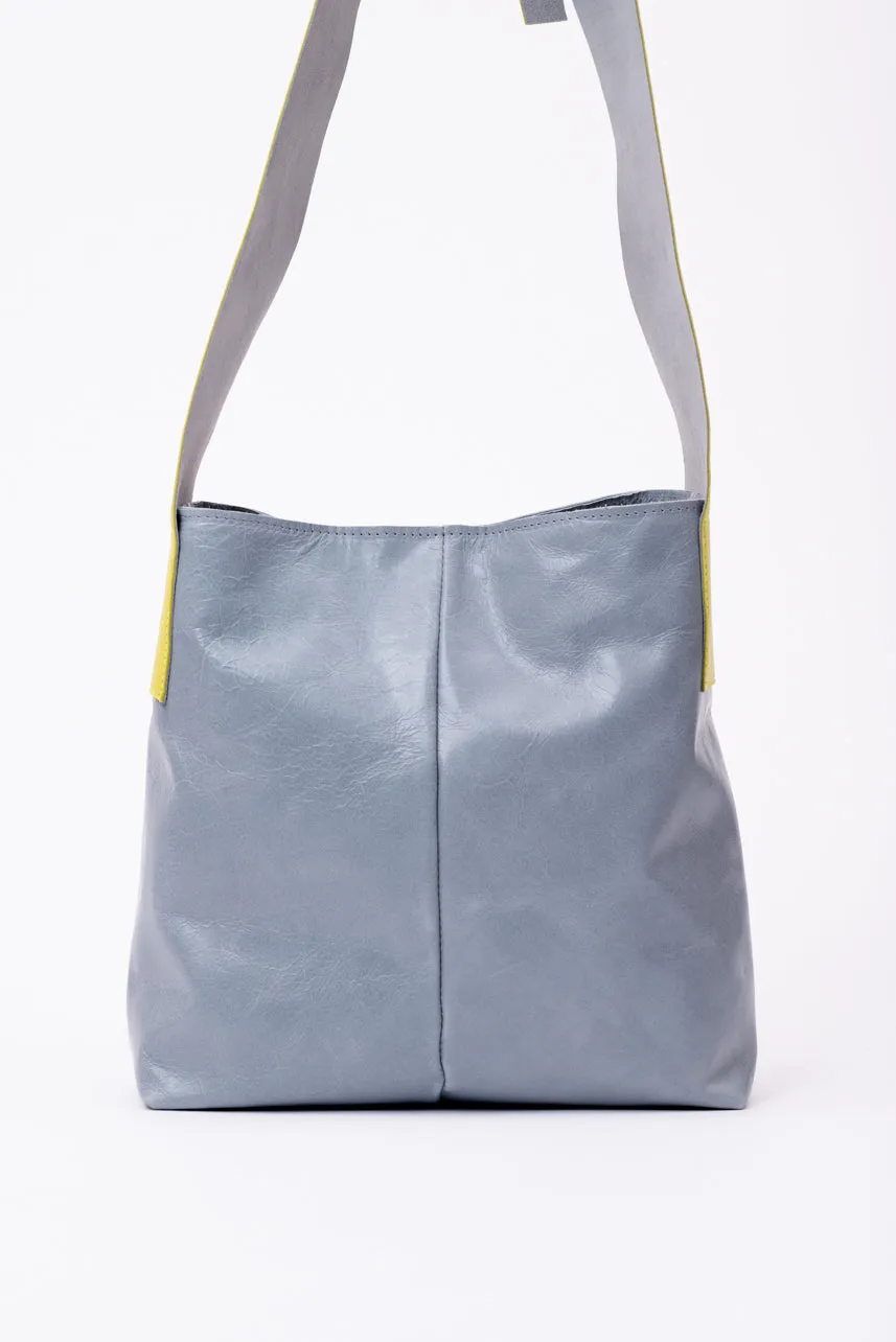 Leather tote bag QUADRATO model