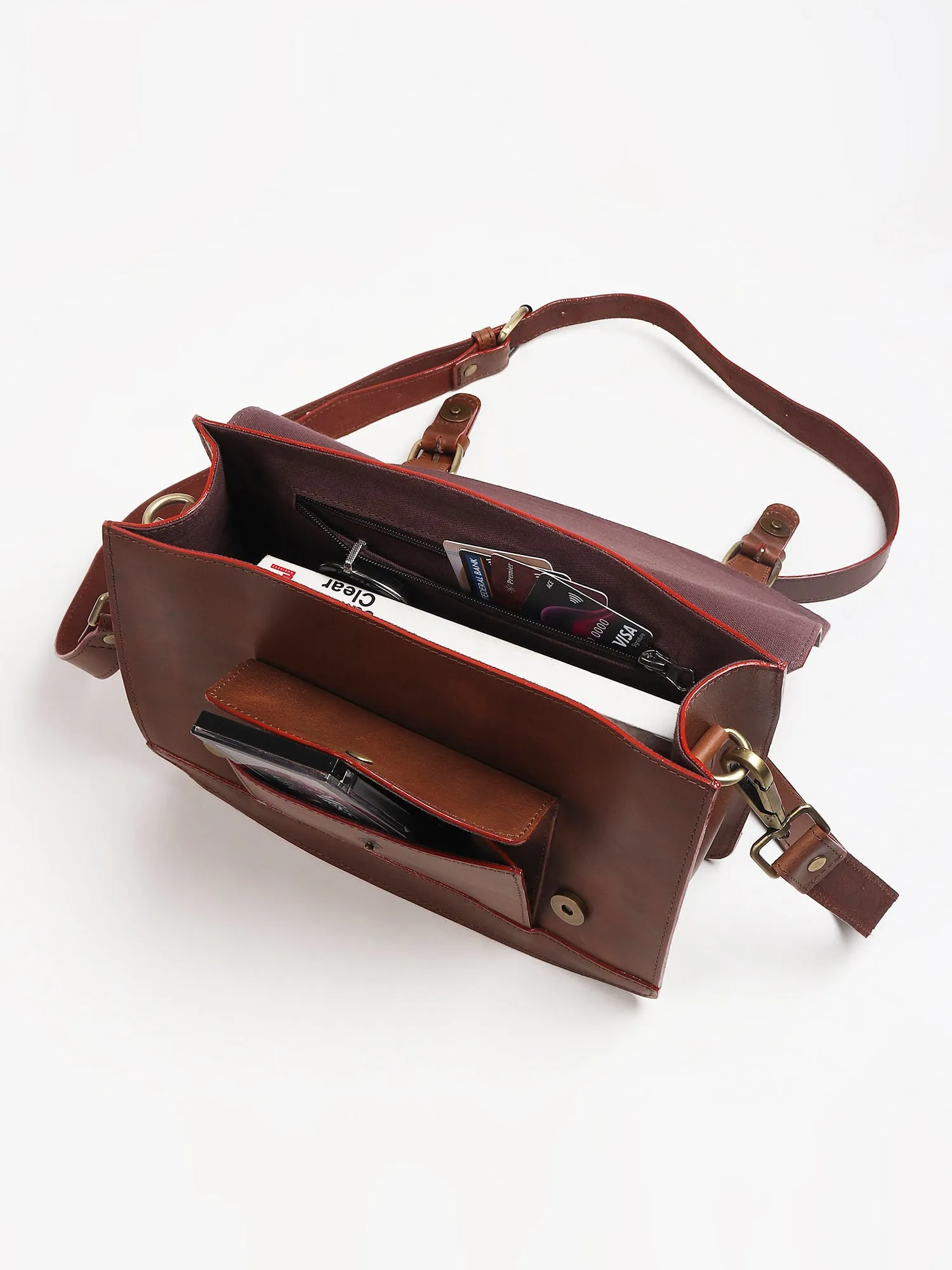 OBSIDIAN - LEATHER SLING BAG