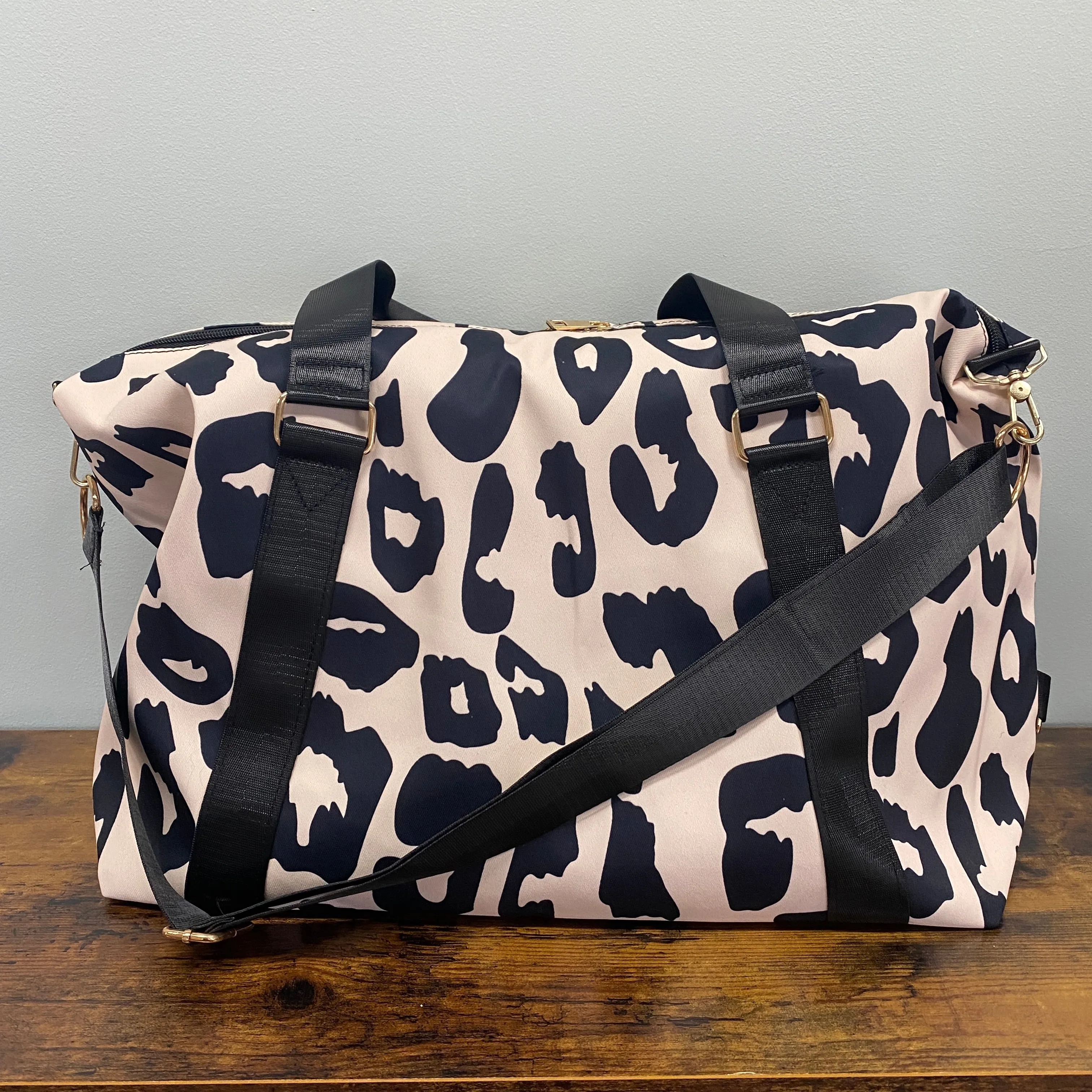 **Weekender Duffle - Animal Print